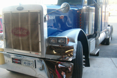 Damaged Peterbilt
