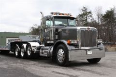 Repaired '05 Peterbilt